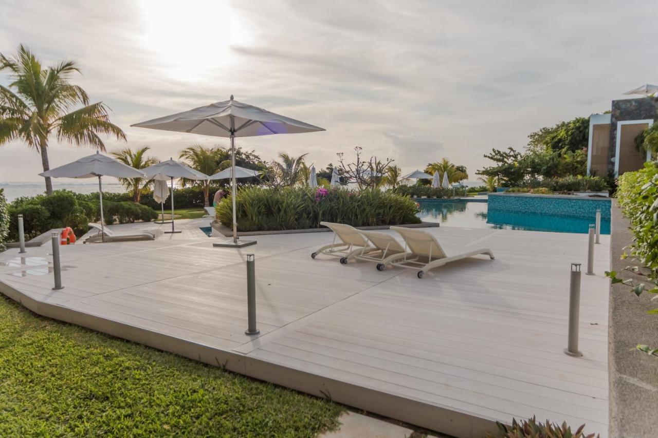 Cap Ouest Luxury Beachfront Flic-en-Flacq Exterior foto