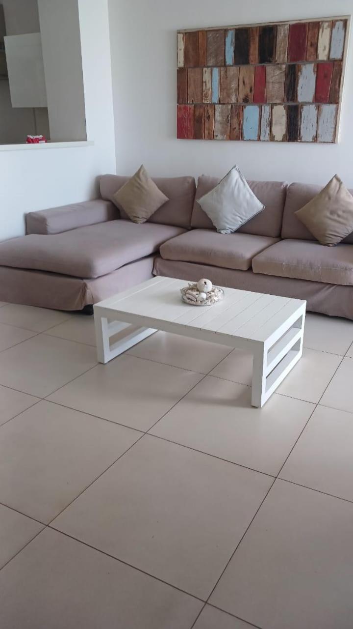 Cap Ouest Luxury Beachfront Flic-en-Flacq Exterior foto